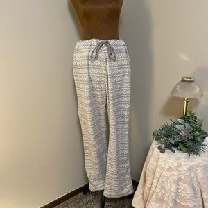 Cozy Gray Patterned Lounge Pants